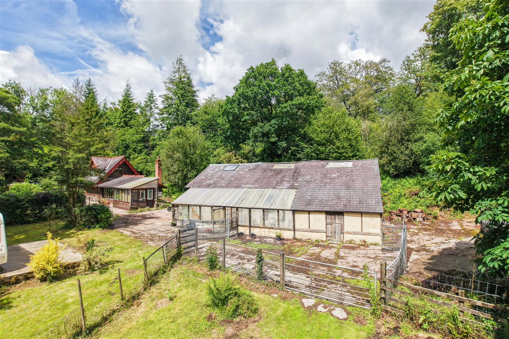 Esgaroth Parc, Llantrisant, Pontyclun CF72 8LQ